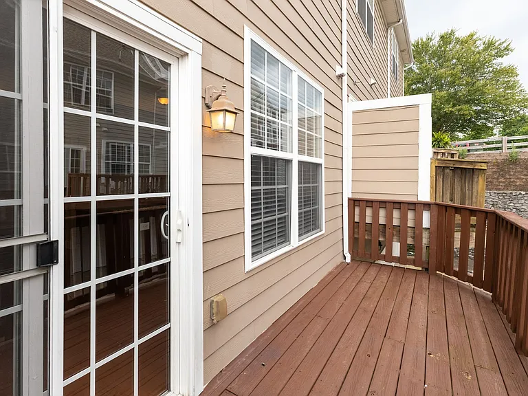 519 Saint Jules Ln — Photo 16