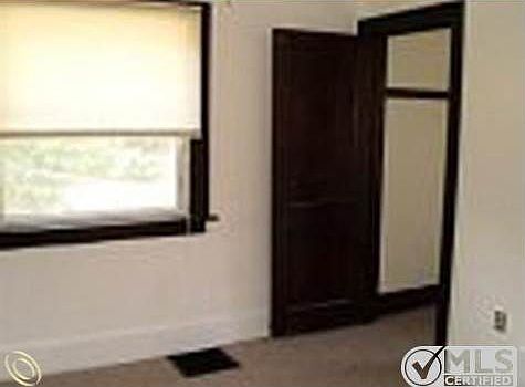 #4 BEDROOM.JPG