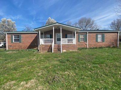 94 McCall Ln, Lafayette, TN, 37083