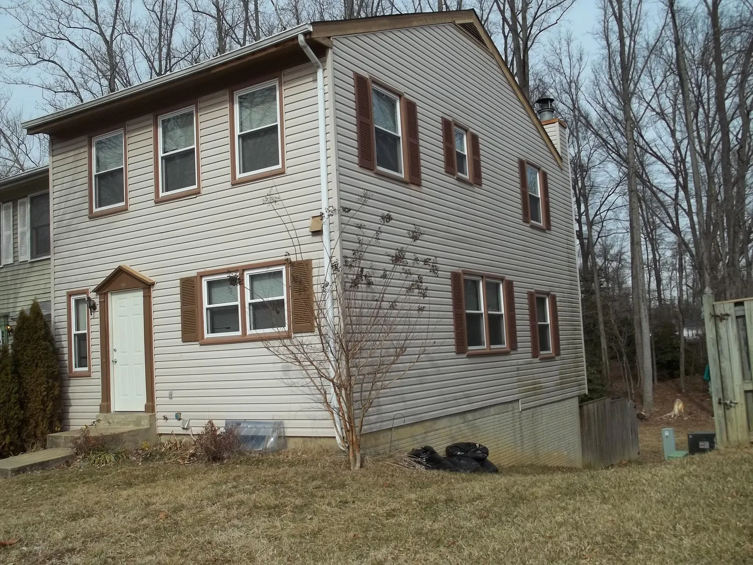 221 Westdale Dr photo 1