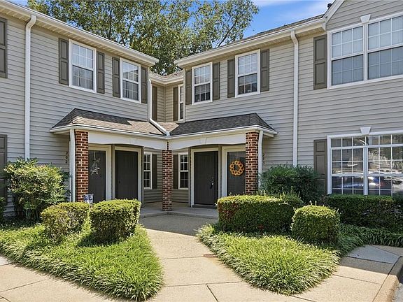2nd image of 4950 Cypress Point Cir APT 103
