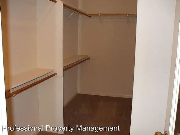 5th image of 7633 Malta Dr