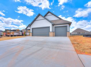 309 Tralee Ln, Yukon, OK 73099