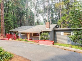 12836 Mayflower Dr, Nevada City, CA 95959