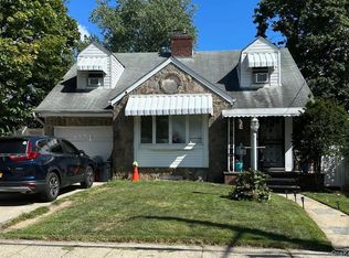 613 Adams Avenue, Hempstead, NY 11552