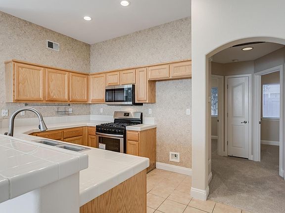 2nd image of 4704 Pismo Beach Dr