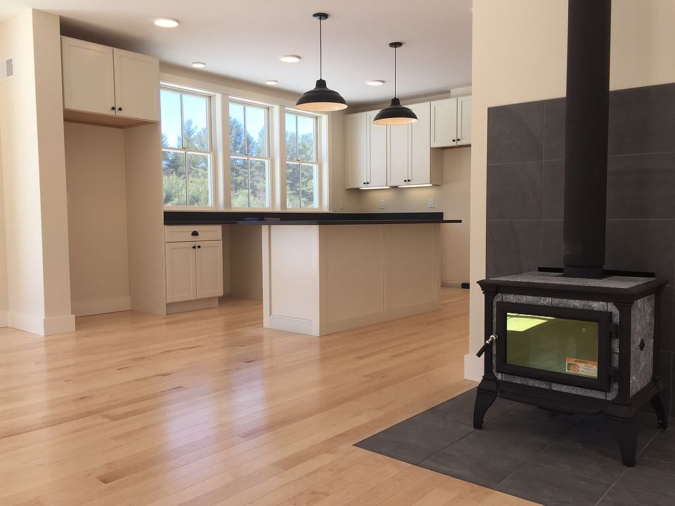 1st image of 309 NW Sharmin Dr