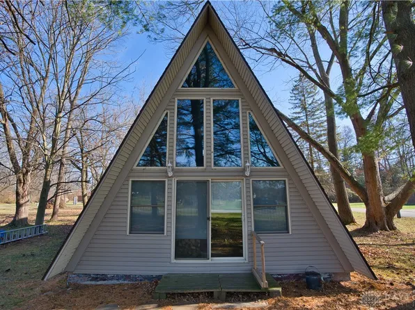 958 Ontario Trl, Jamestown, OH 45335