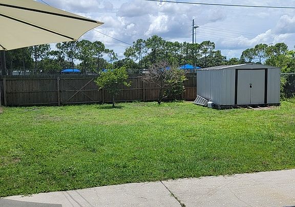 3rd image of 3860 67th Ave N