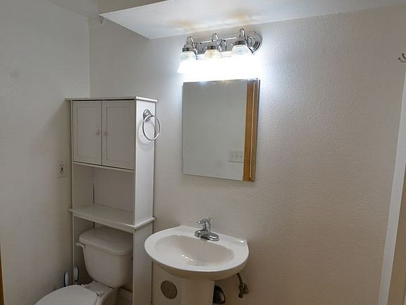3rd image of 125 Flintstone Ln #3404954