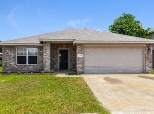 224 Lincoln Ln, Crowley, TX 76036