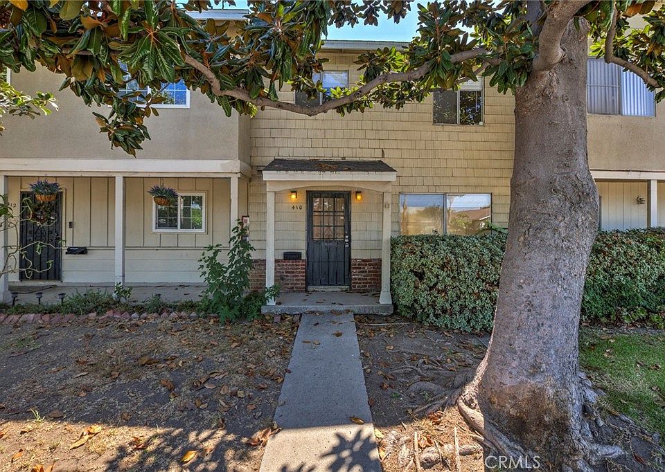 1st image of 410 N Cerritos Ave