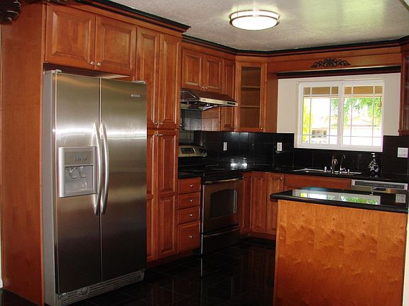 5th image of 1643 Orleans Dr