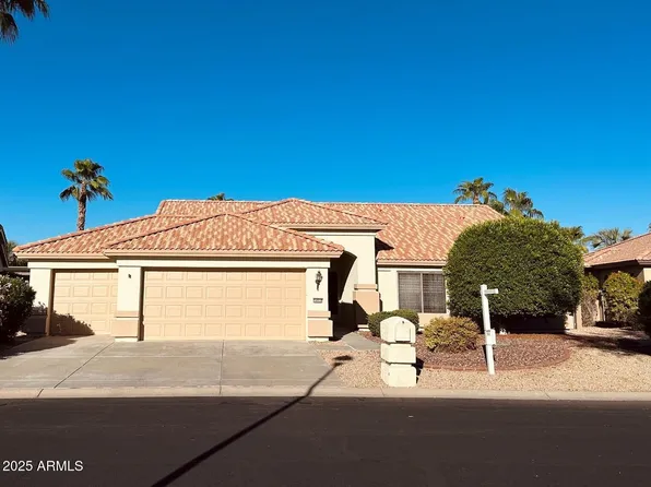 14932 W WHITTON Avenue, Goodyear, AZ 85395