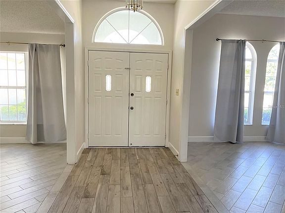 3rd image of 3913 Kiawa Dr