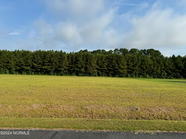 329 Godley Road, Grimesland, NC 27837