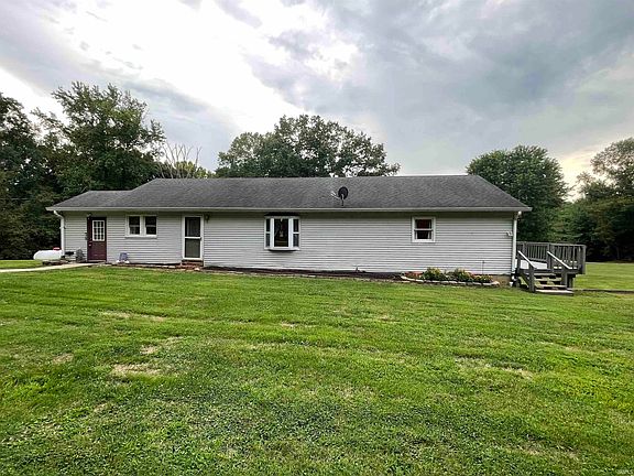 3rd image of 3293 Gibson Rd