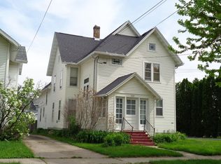 232 Fulton Ave #A, Oshkosh, WI 54901