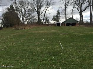 5620 E Galien Buchanan Rd, Buchanan, MI 49107