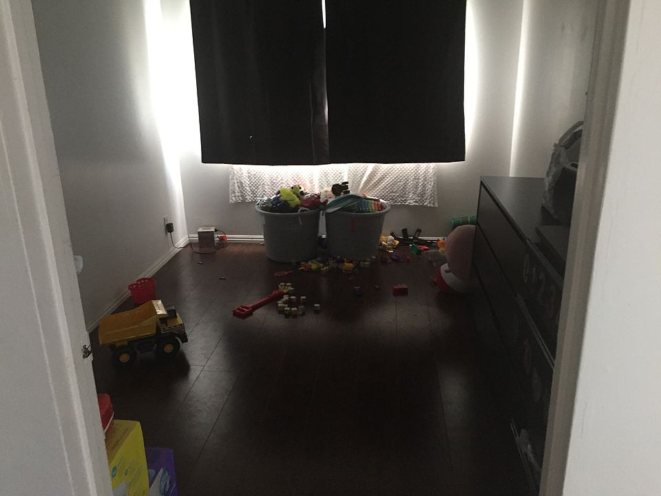 Second bedroom