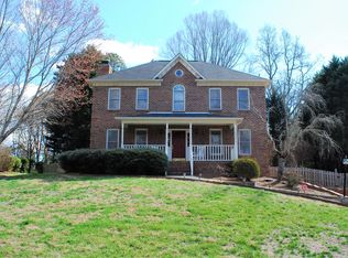 2245 Glenshire Ct, Winston Salem, NC 27127