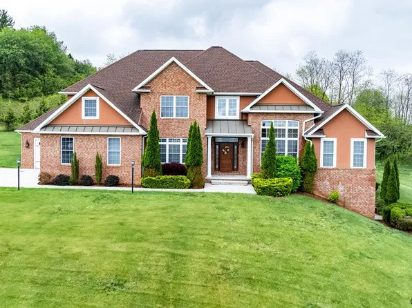 431 Old Farm Ln, Johnstown, PA 15904