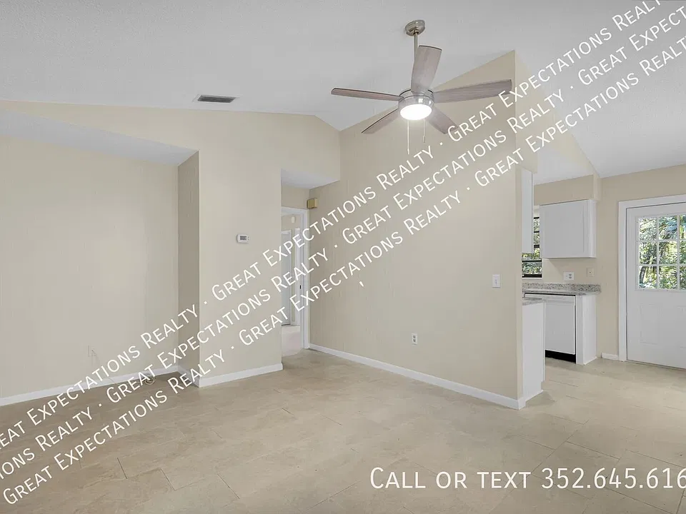 3343 NE 56th Ave
