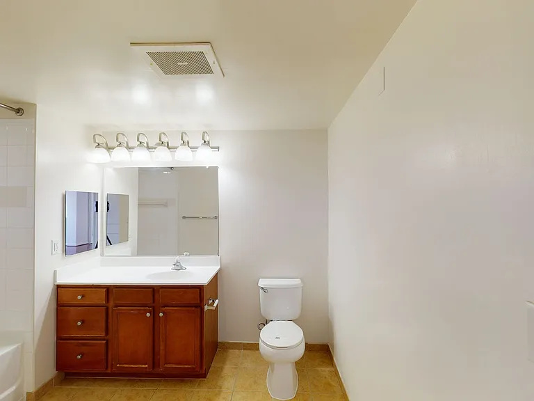 1301 Thomas Circle — Photo 76