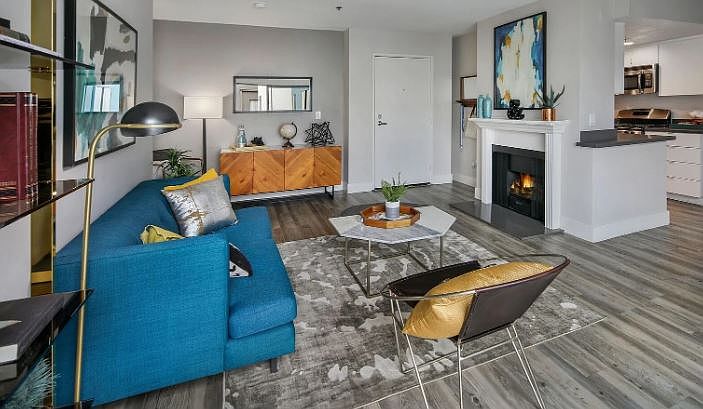 1st image of 1423 1/2 N Alta Vista Blvd #1