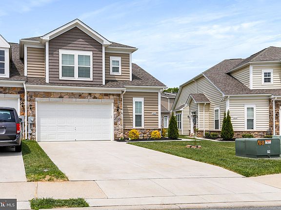 2nd image of 20228 Huntington Ct