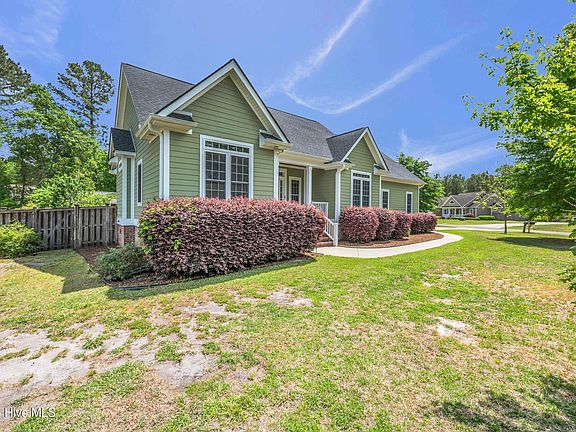 2nd image of 9195 Sue Circle NE