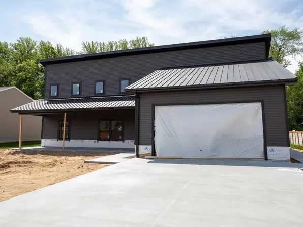 107 Whitetail Ln, Argos, IN 46501