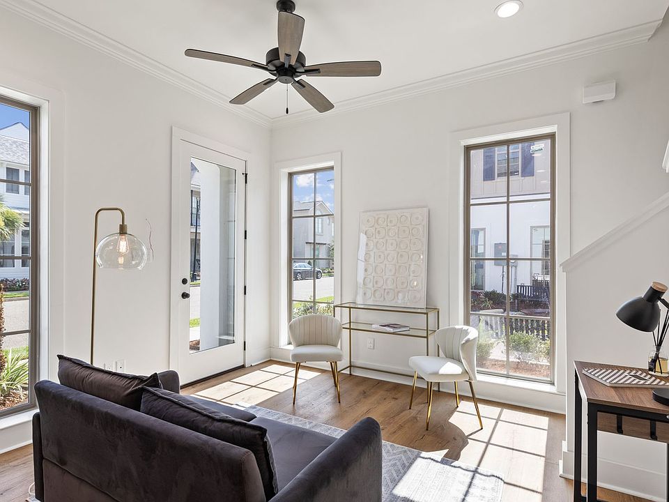 1st image of 115 Gaunt Ln #106A