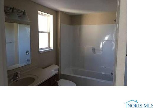5th image of 11446 W Waterville St