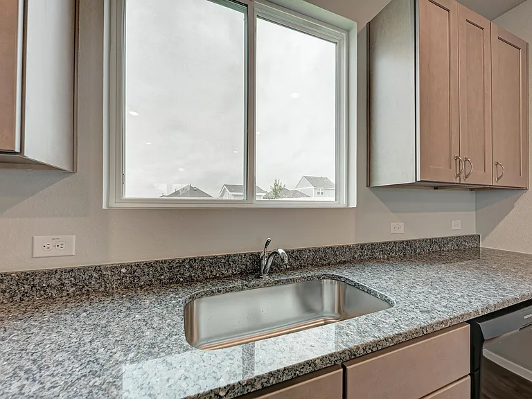 158 Daylily Dr — Photo 16