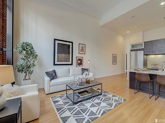 5th image of 16 Jessie St APT 208