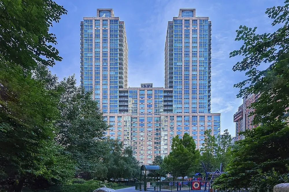 101 West End Avenue — Photo 4