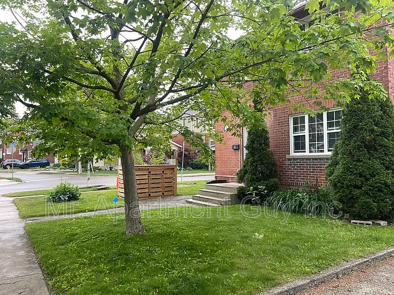 97 Wood St #2 — Photo 7