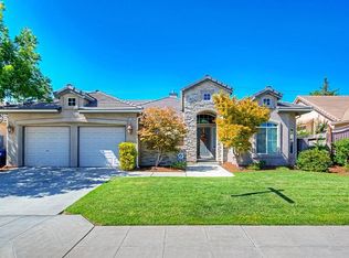 10667 N Ponderosa Dr, Fresno, CA 93730