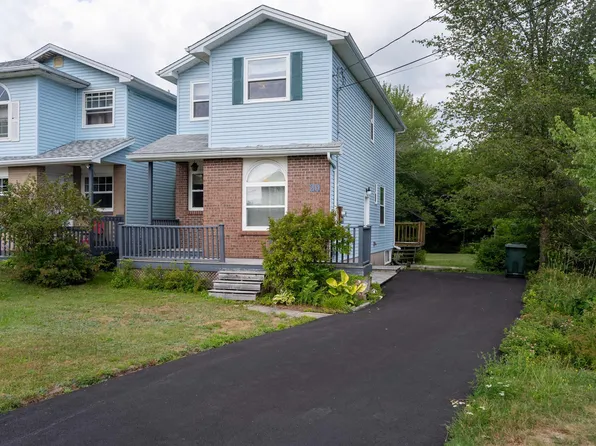 20 Governors Lake Dr, Timberlea, NS B3T 1N2
