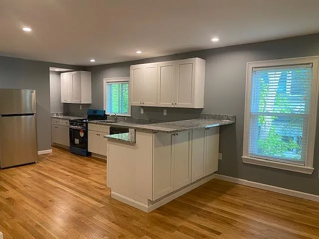 22 Summer St #2 — Photo 4