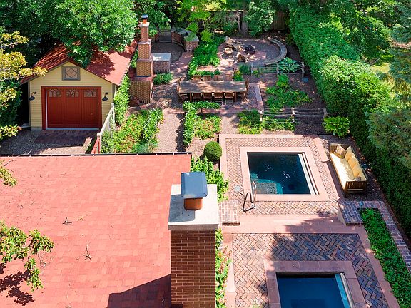 4th image of 615 Greenwood Ave