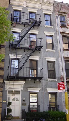 Rented by HF International Realty Ltd | media 18