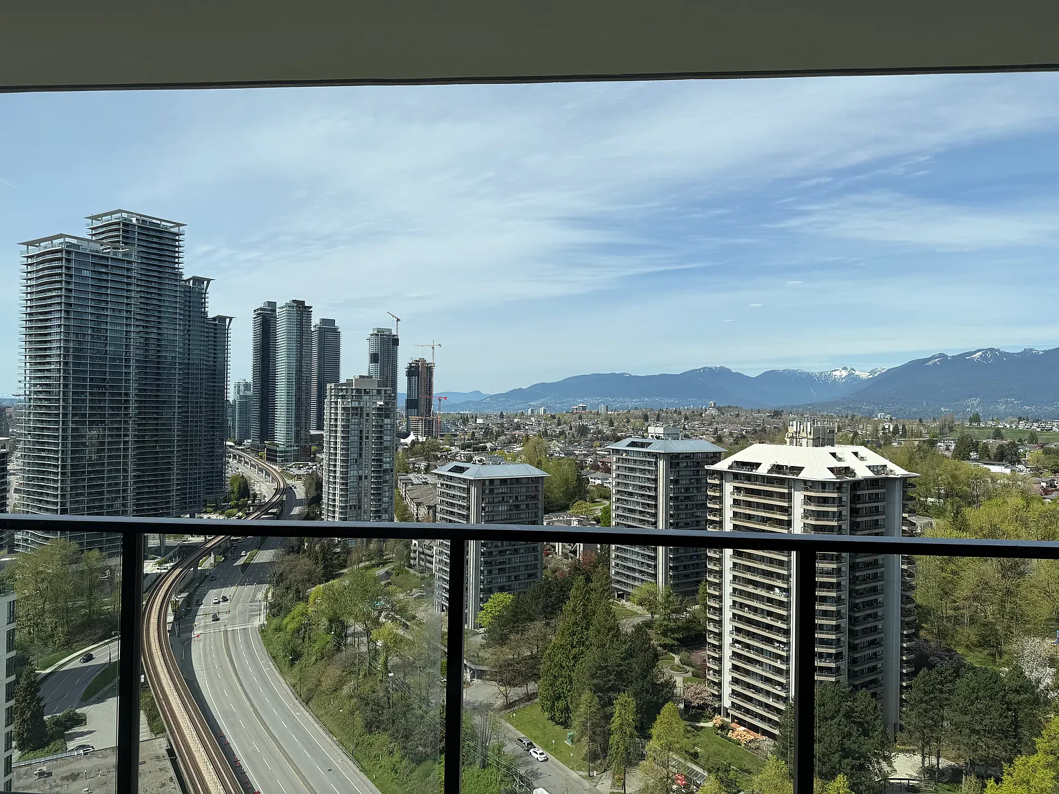 1 bed, 543 sqft, $2,325 — Photo 2