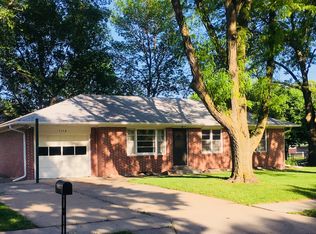 1112 Fairlane Ave, Seward, NE 68434