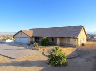16406 Viho Ct, Apple Valley, CA 92307