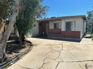 930 E 6th St, Calexico, CA 92231