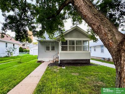 909 S 55th St, Omaha, NE, 68106