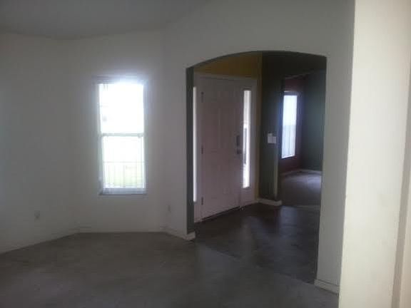 3rd image of 756 SW Hamberland Ave