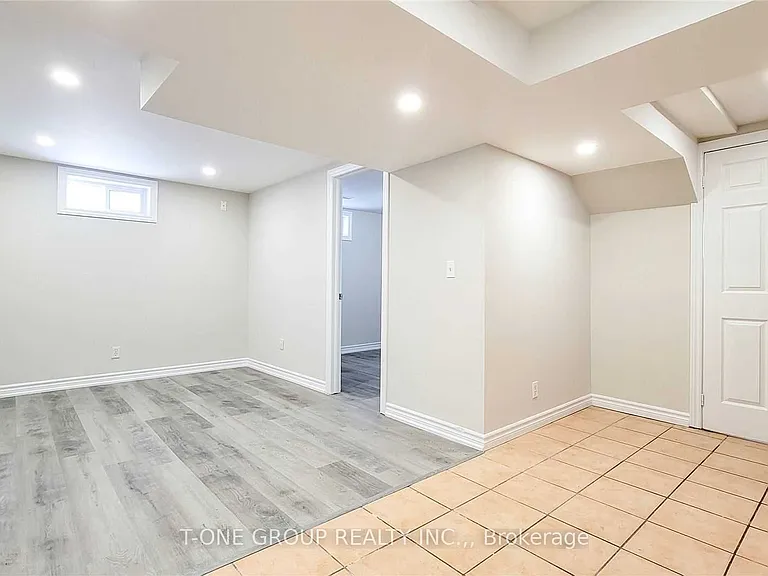 97 Briarscross Blvd #BASEMENT — Photo 2